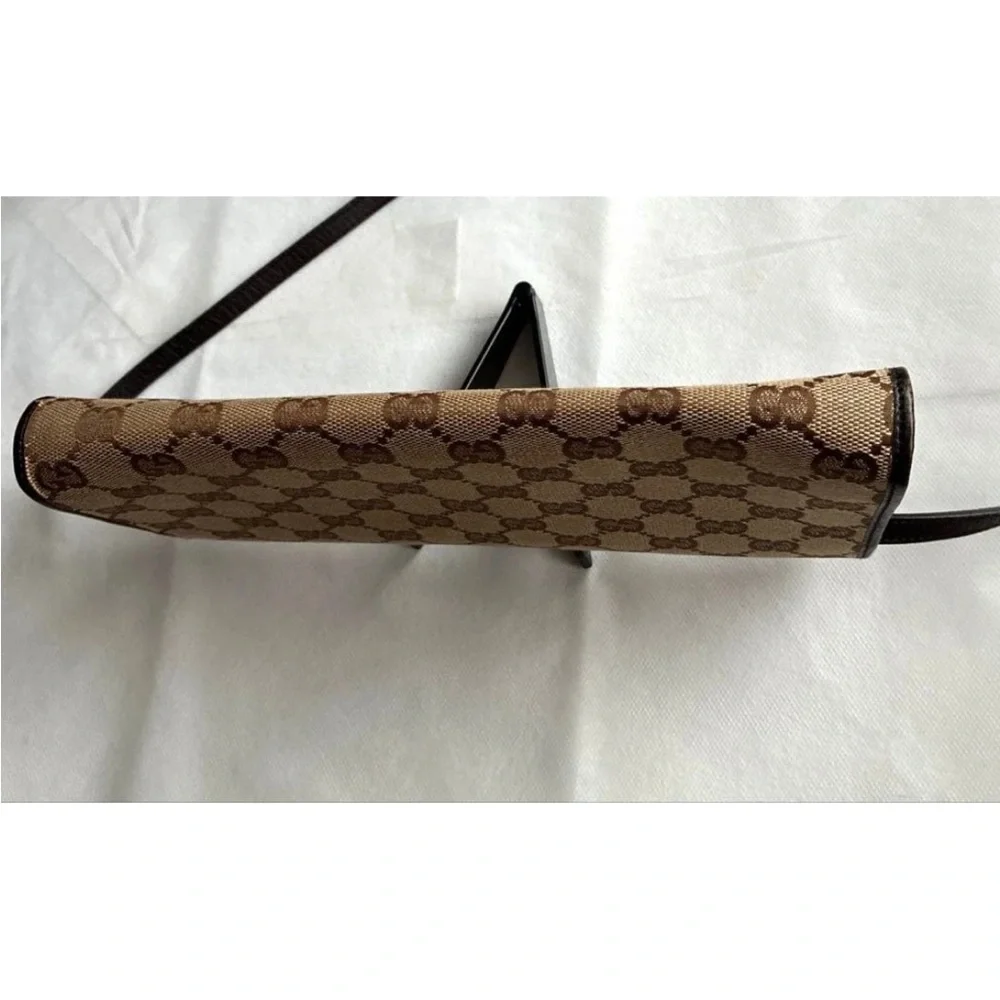 Gucci Beige and Brown Crossbody Bag - Picture 14 of 16